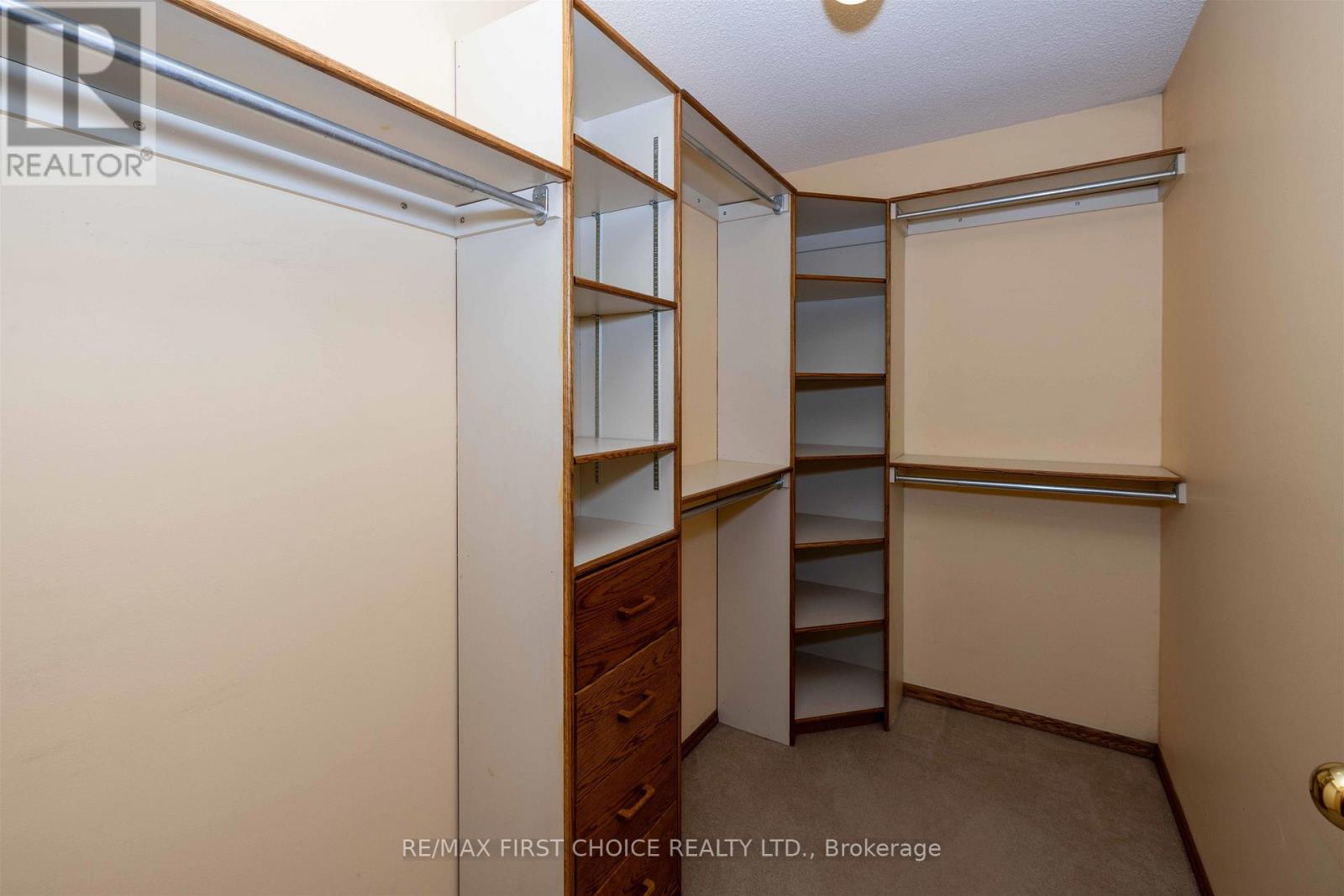 2089 OTWAY STREET - 27