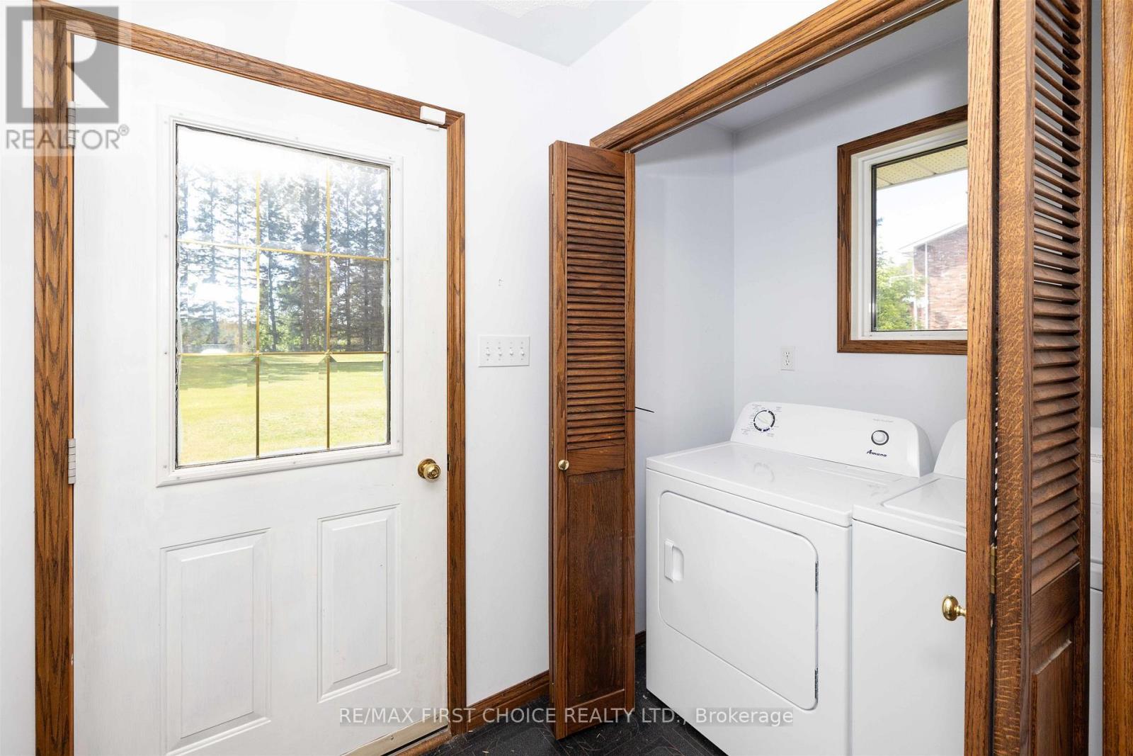 1155 VICTOR STREET S - 20