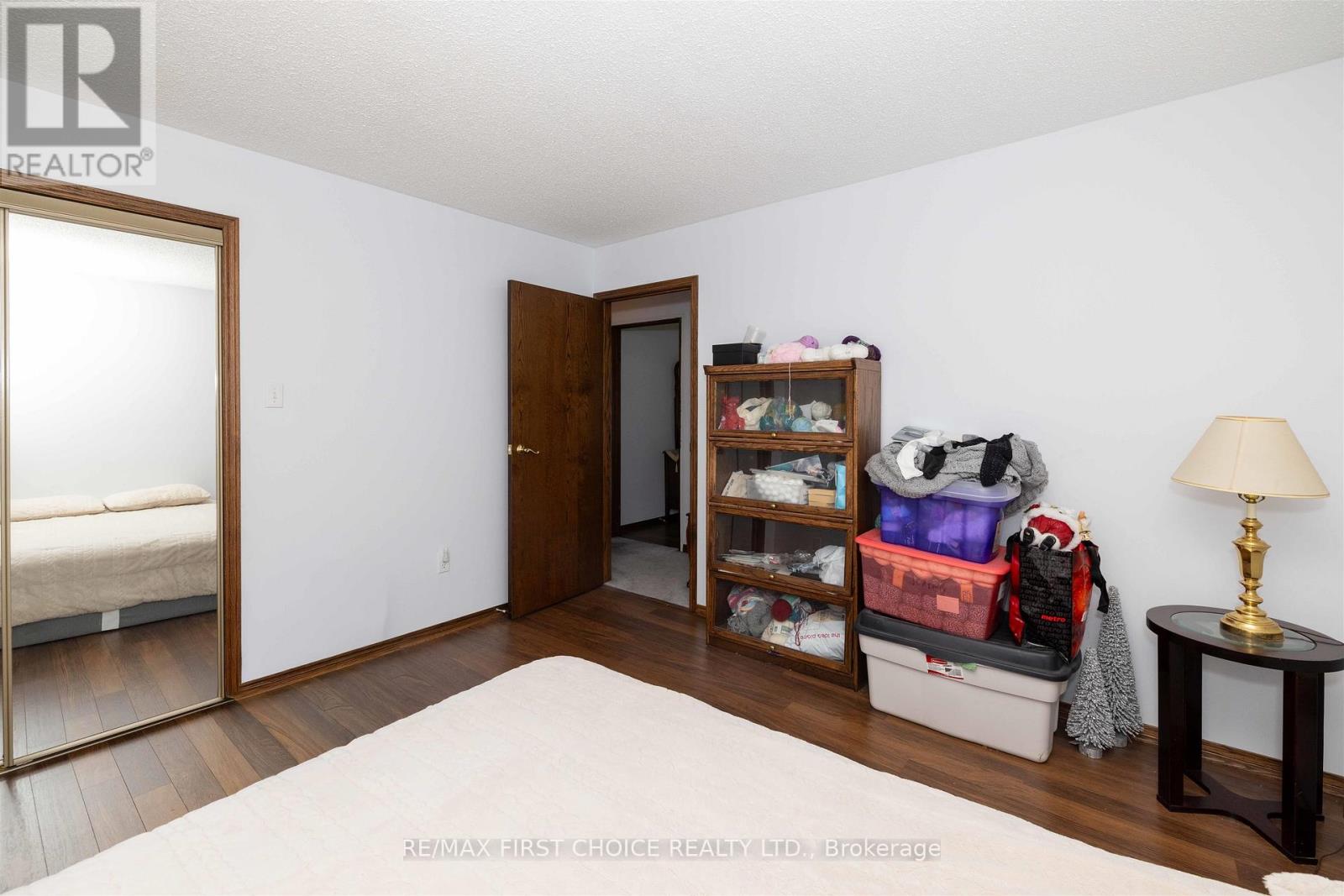1155 VICTOR STREET S - 15
