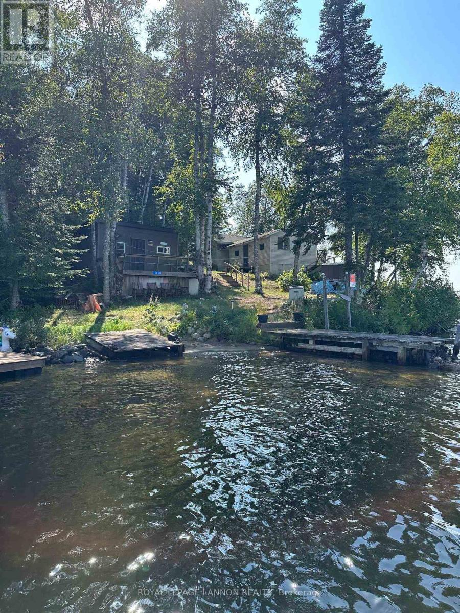 430 CASTOR ISLAND - 24