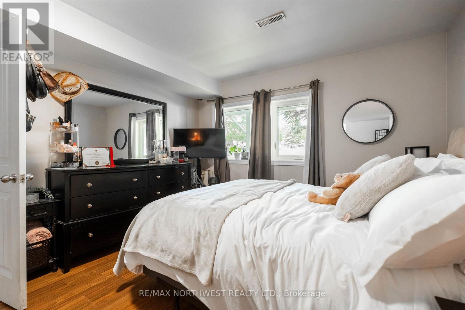 29 AMETHYST STREET - Image 38
