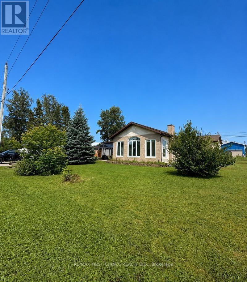 109 CLARKE AVENUE - 2