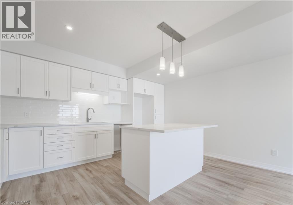 25 URBANE Boulevard - 10