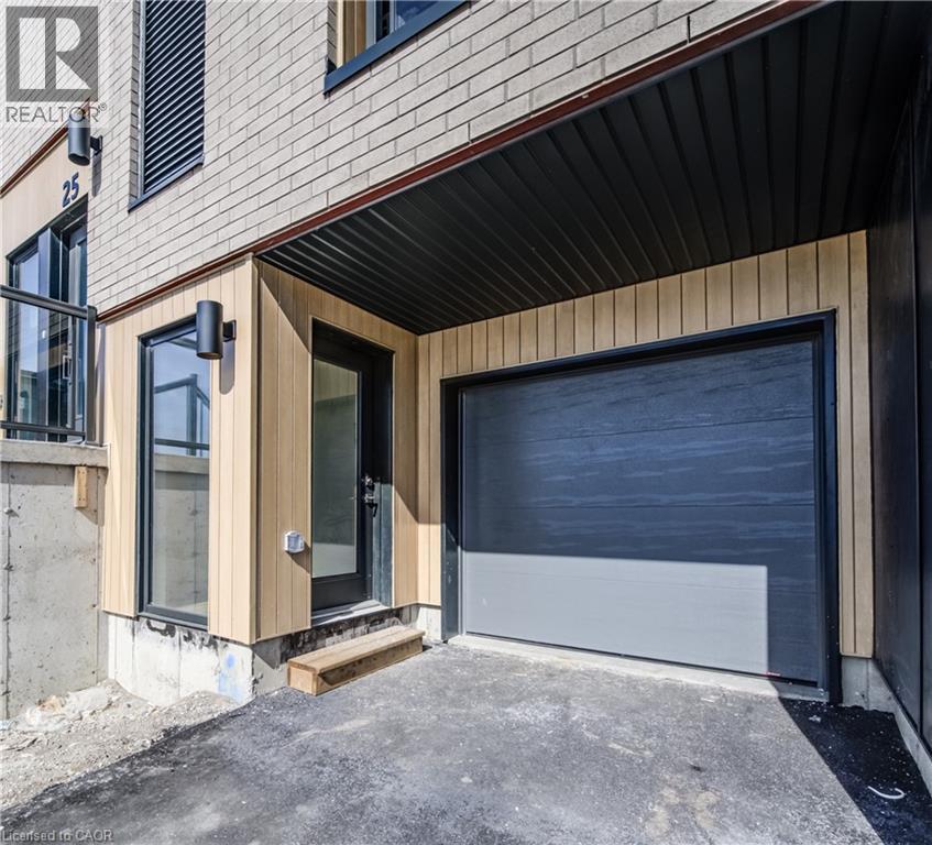25 URBANE Boulevard - Image 3