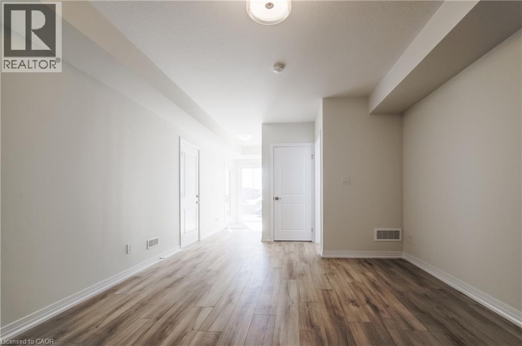 25 URBANE Boulevard - Image 33