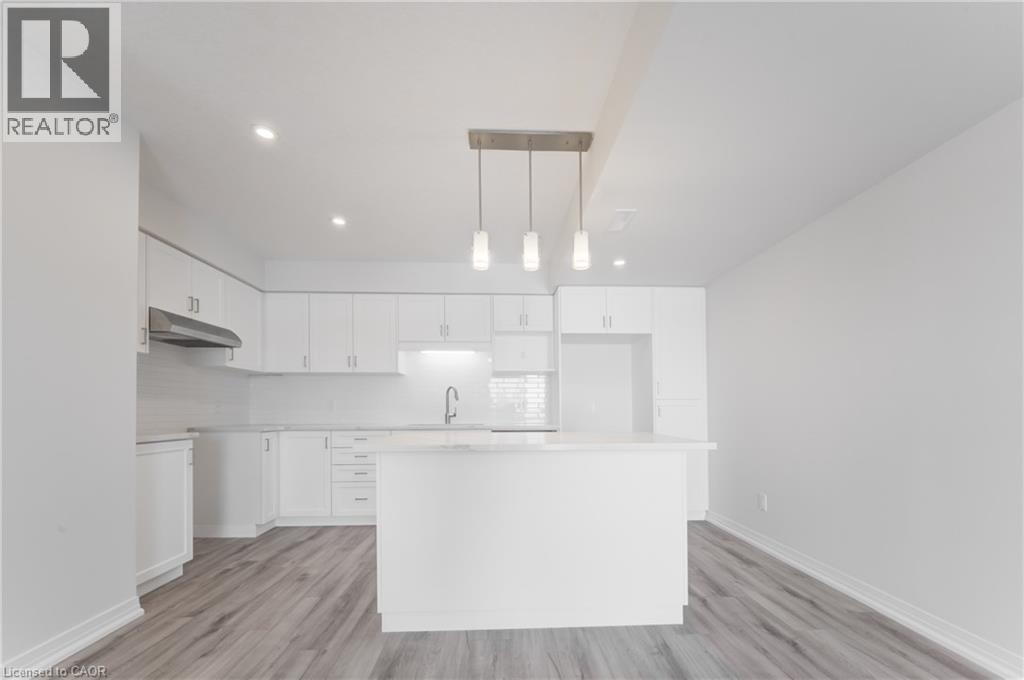 25 URBANE Boulevard - Image 9