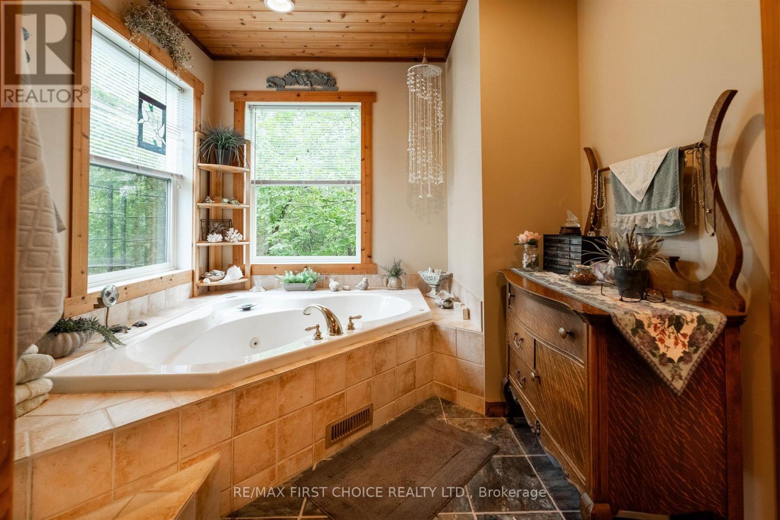 1513 B STORM BAY ROAD - 27