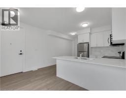 99 Roger Street Unit# 61, Waterloo, ON N2J1A4 Photo 9