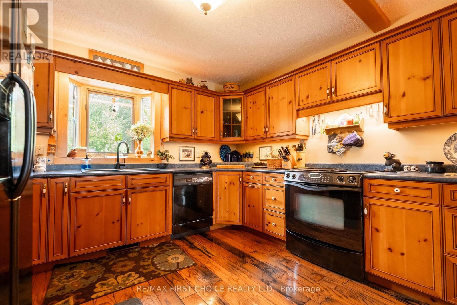 1513 B STORM BAY ROAD - Image 17