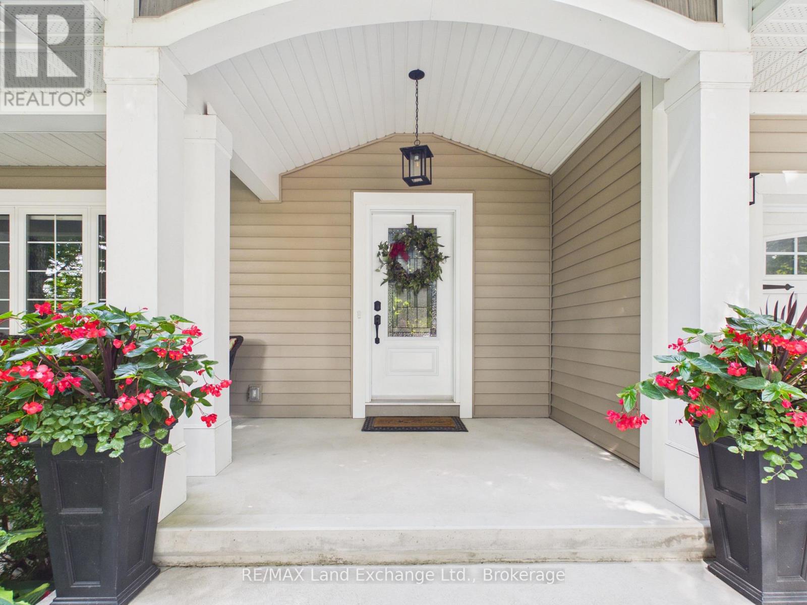 7 MCGILL STREET - Image 3