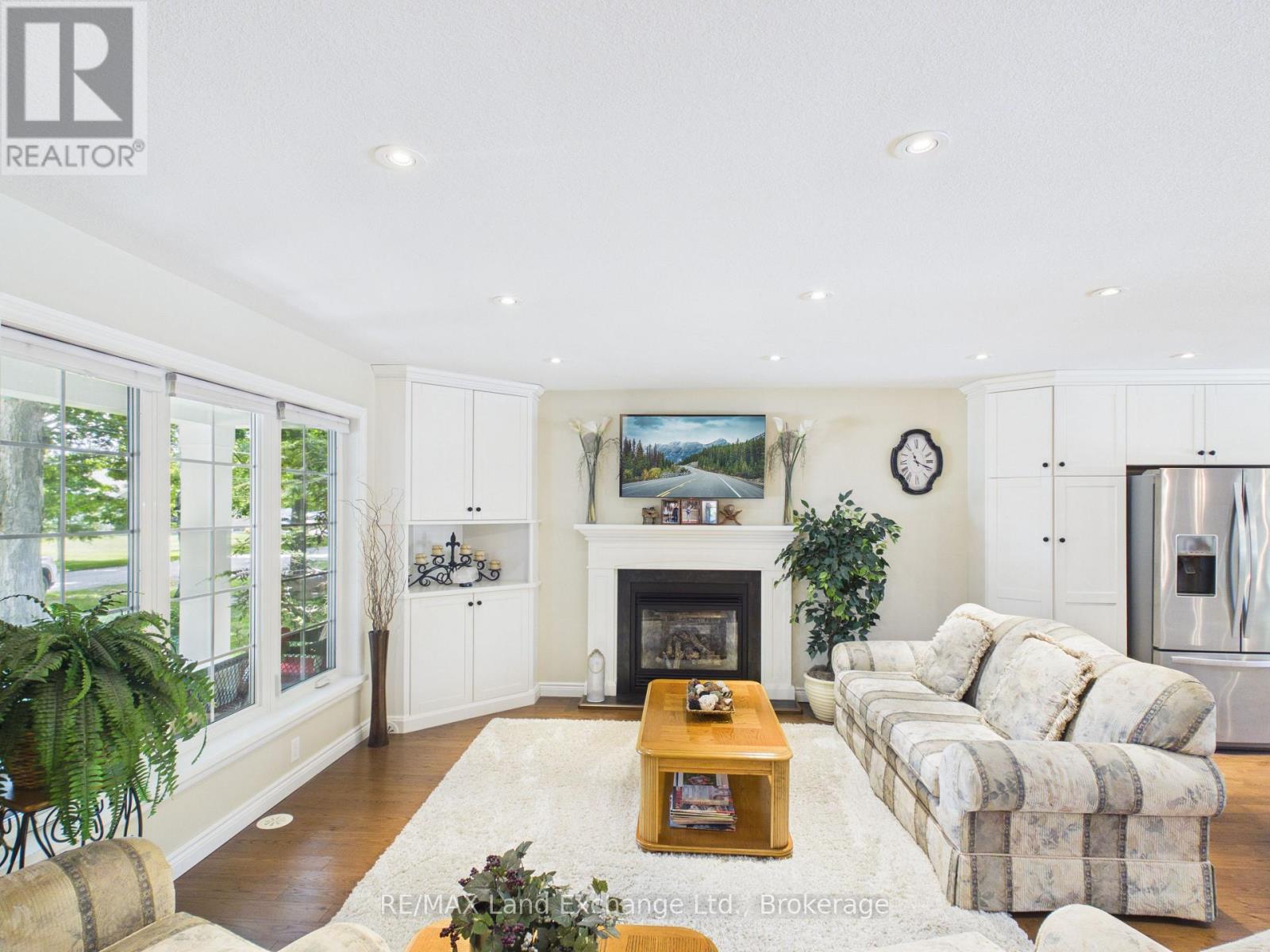 7 MCGILL STREET - Image 8