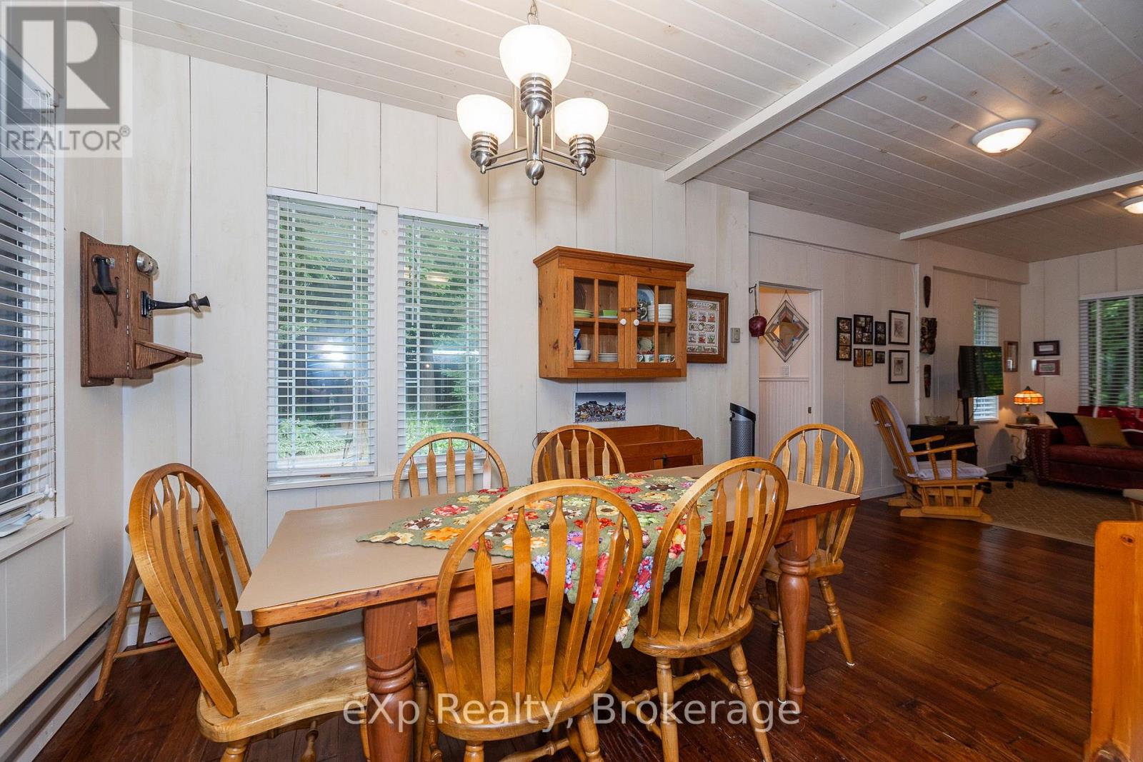 127 PAISLEY DRIVE - 36