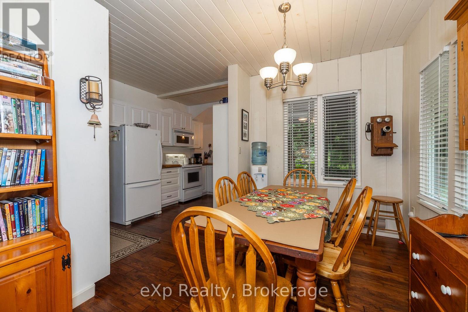 127 PAISLEY DRIVE - Image 38