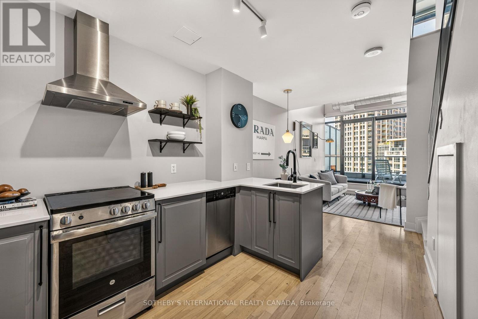 #614 637 LAKE SHORE BOULEVARD W - Image 11
