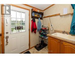 200 Captain Road, Thunder Bay Remote Area, ON P0T1K0 Photo 25