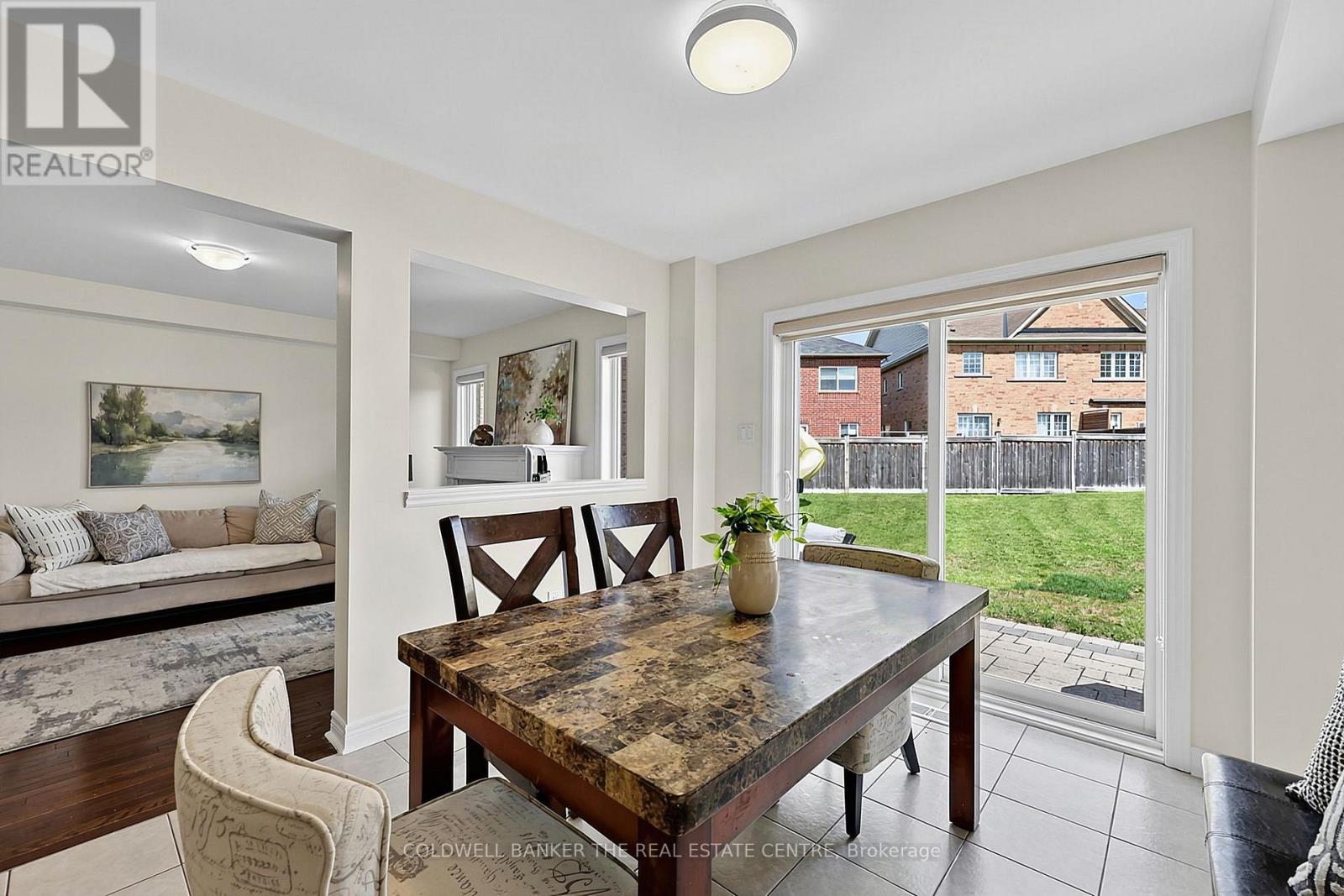 18 HEREFORDSHIRE CRESCENT - 13