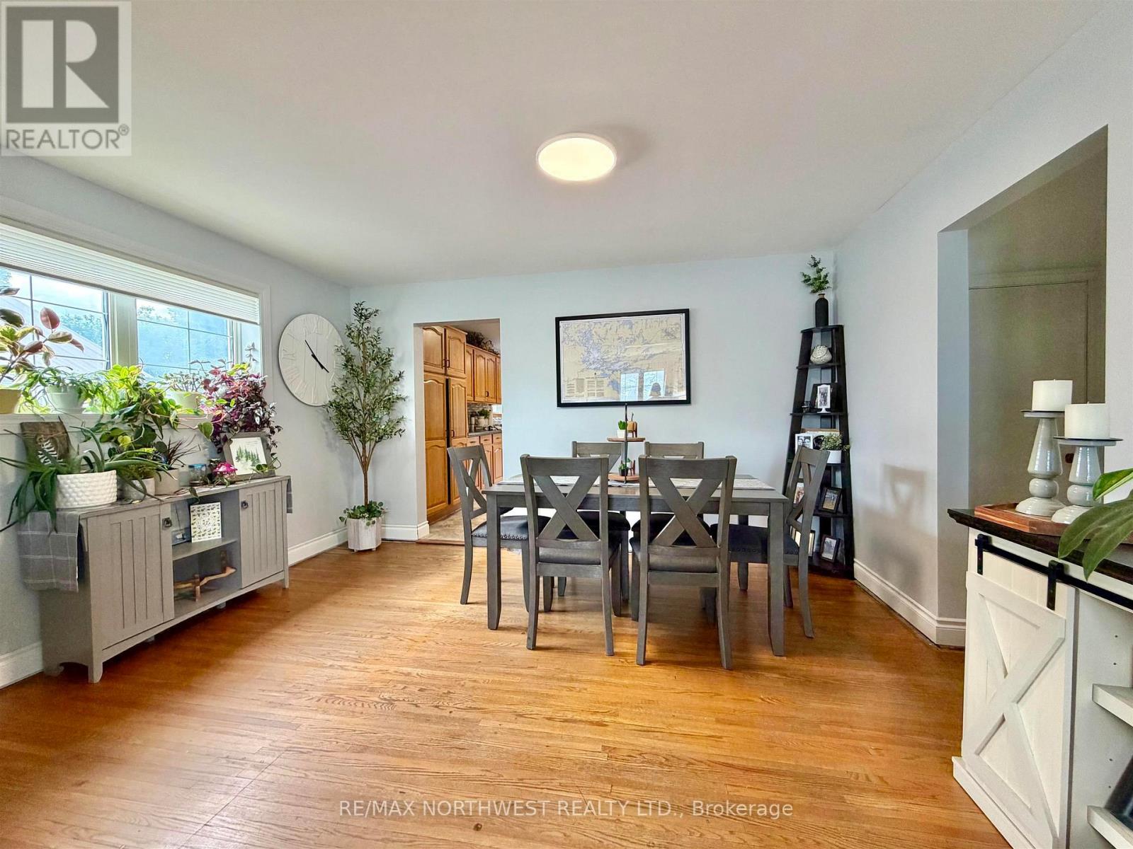 301 BUTLER AVENUE - 7