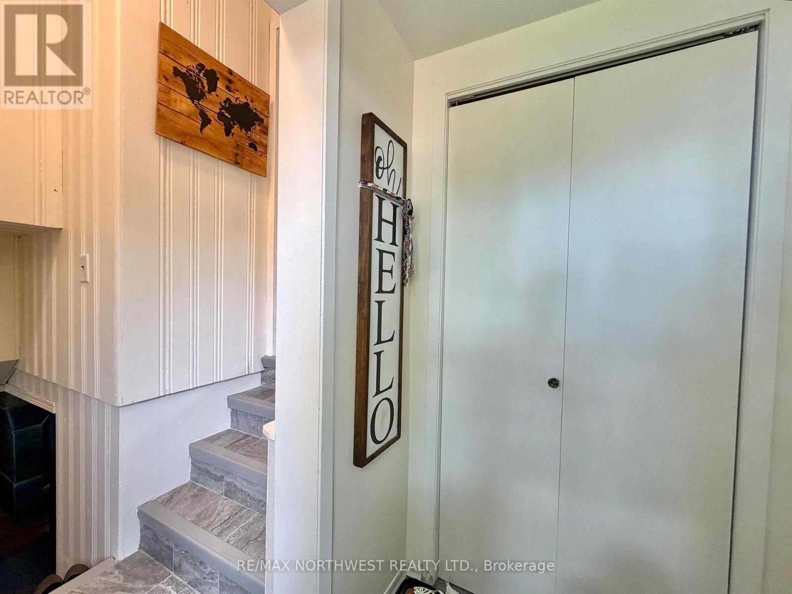 301 BUTLER AVENUE - 23