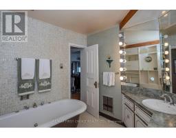 43 Summit Avenue, Thunder Bay, ON P7B3N7 Photo 34