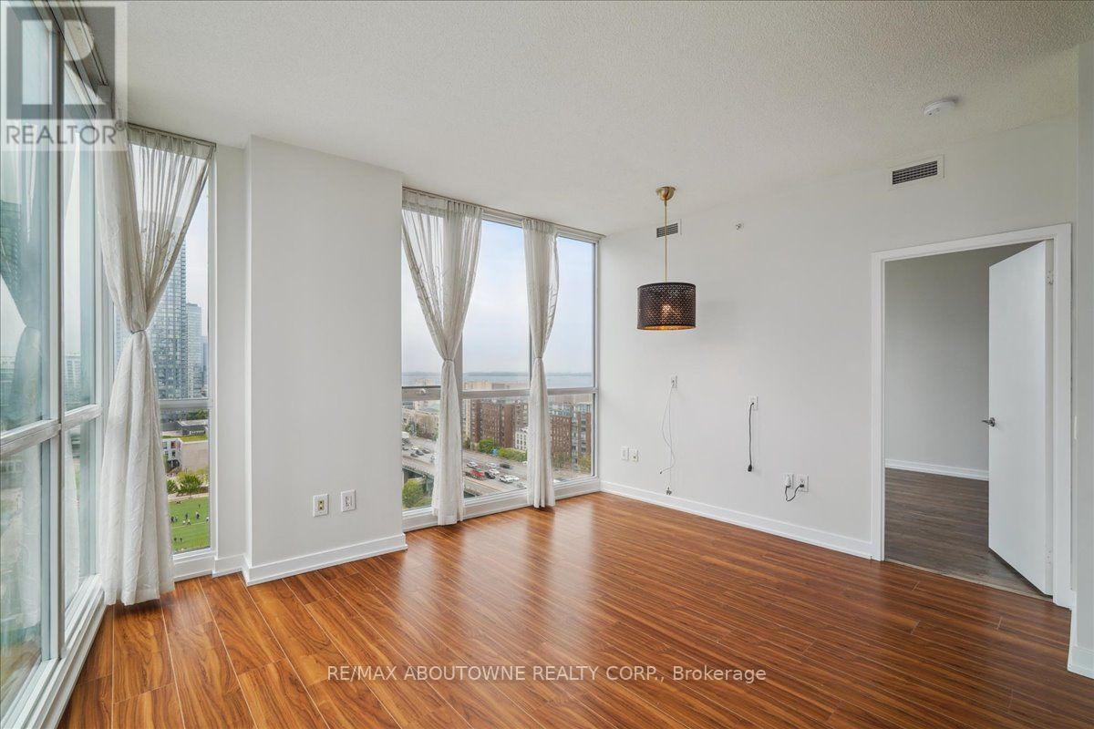 #1901 75 QUEENS WHARF ROAD - 2