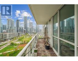 1901 - 75 Queens Wharf Road, Toronto, ON M5V0J8 Photo 17