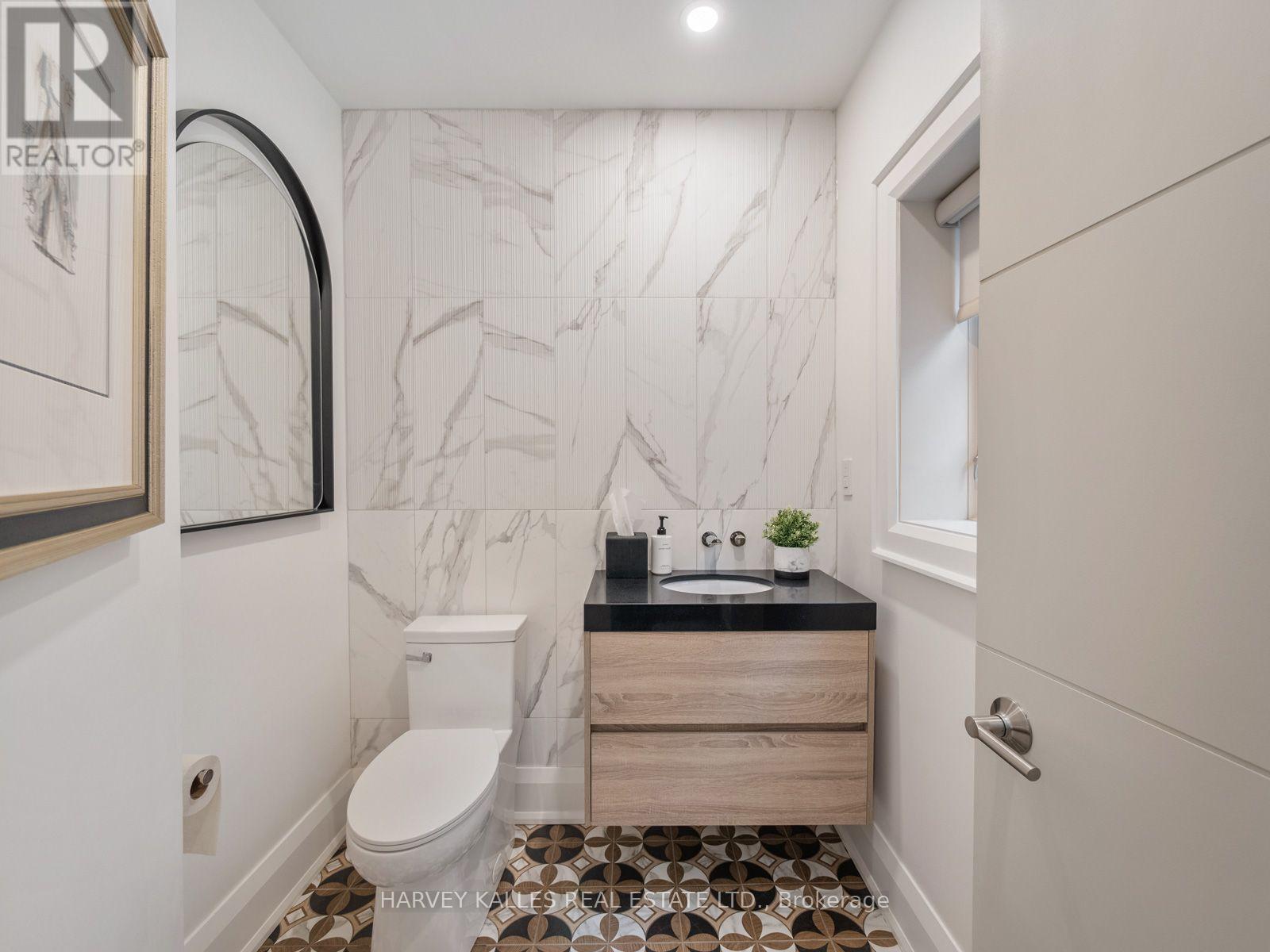 381 GLENHOLME AVENUE - Image 21