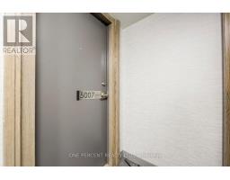 5007 - 25 Telegram Mews, Toronto, ON M5V3Z1 Photo 10