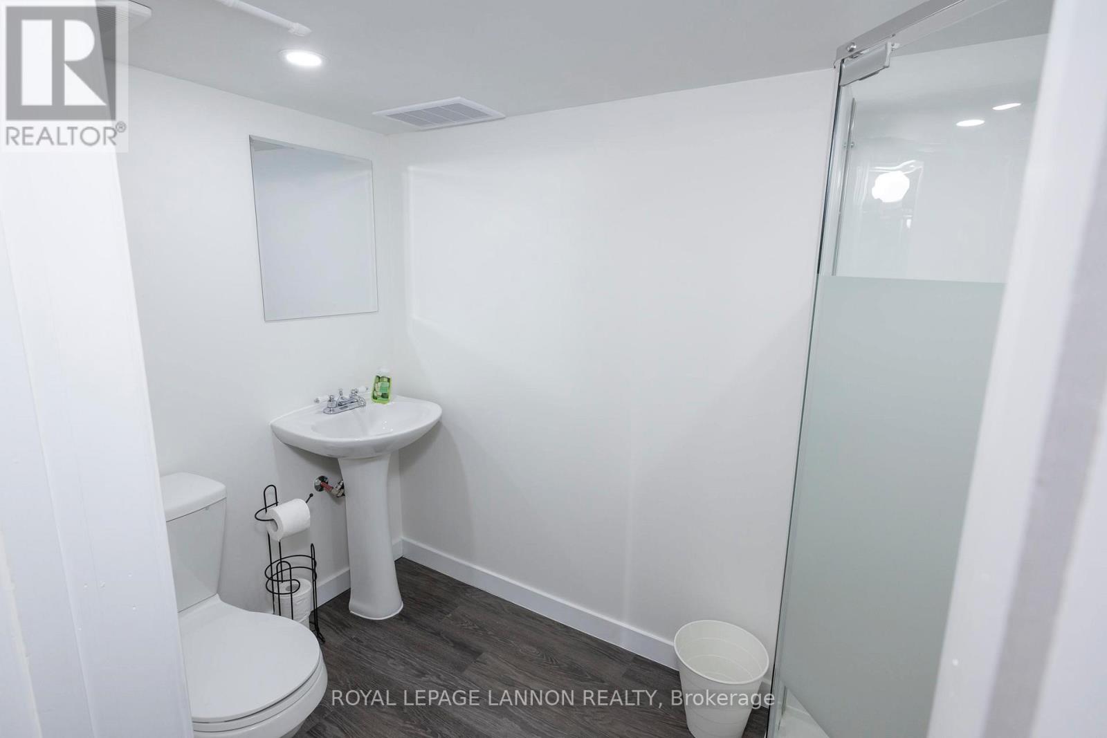 825 NEWPORT AVENUE - 20