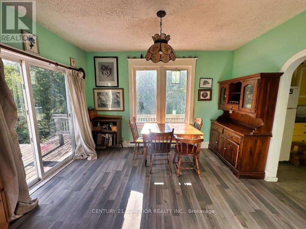 353 SPRING CREEK DRIVE - Image 17