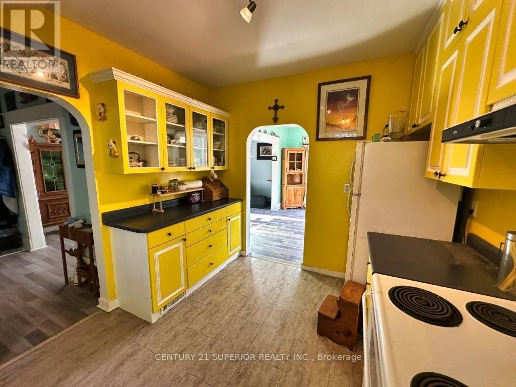 353 SPRING CREEK DRIVE - Image 19