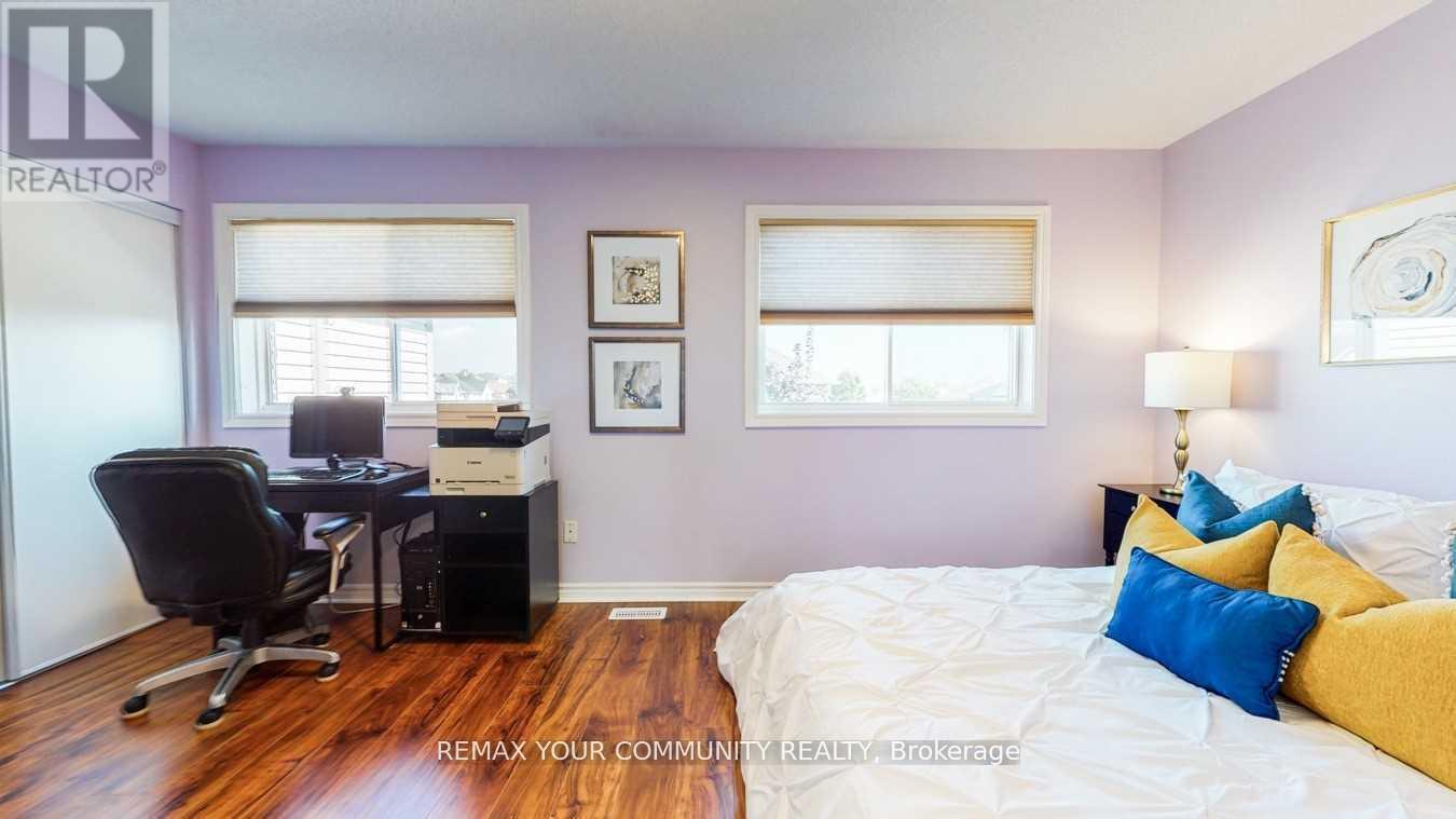 143 CORNISH DRIVE E - 11