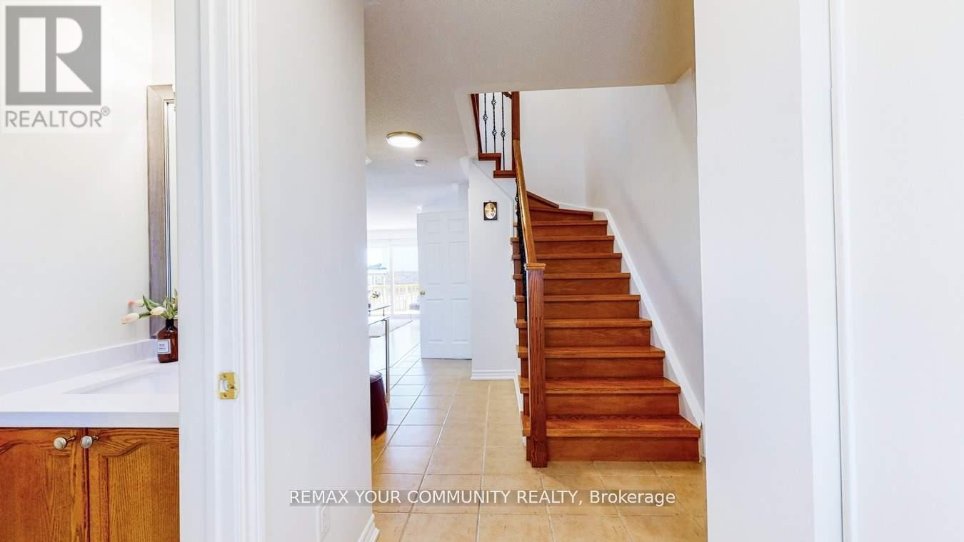 143 CORNISH DRIVE E - 5