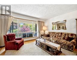 Family room - 394 Amstel Court, Oshawa, ON L1G2J8 Photo 9