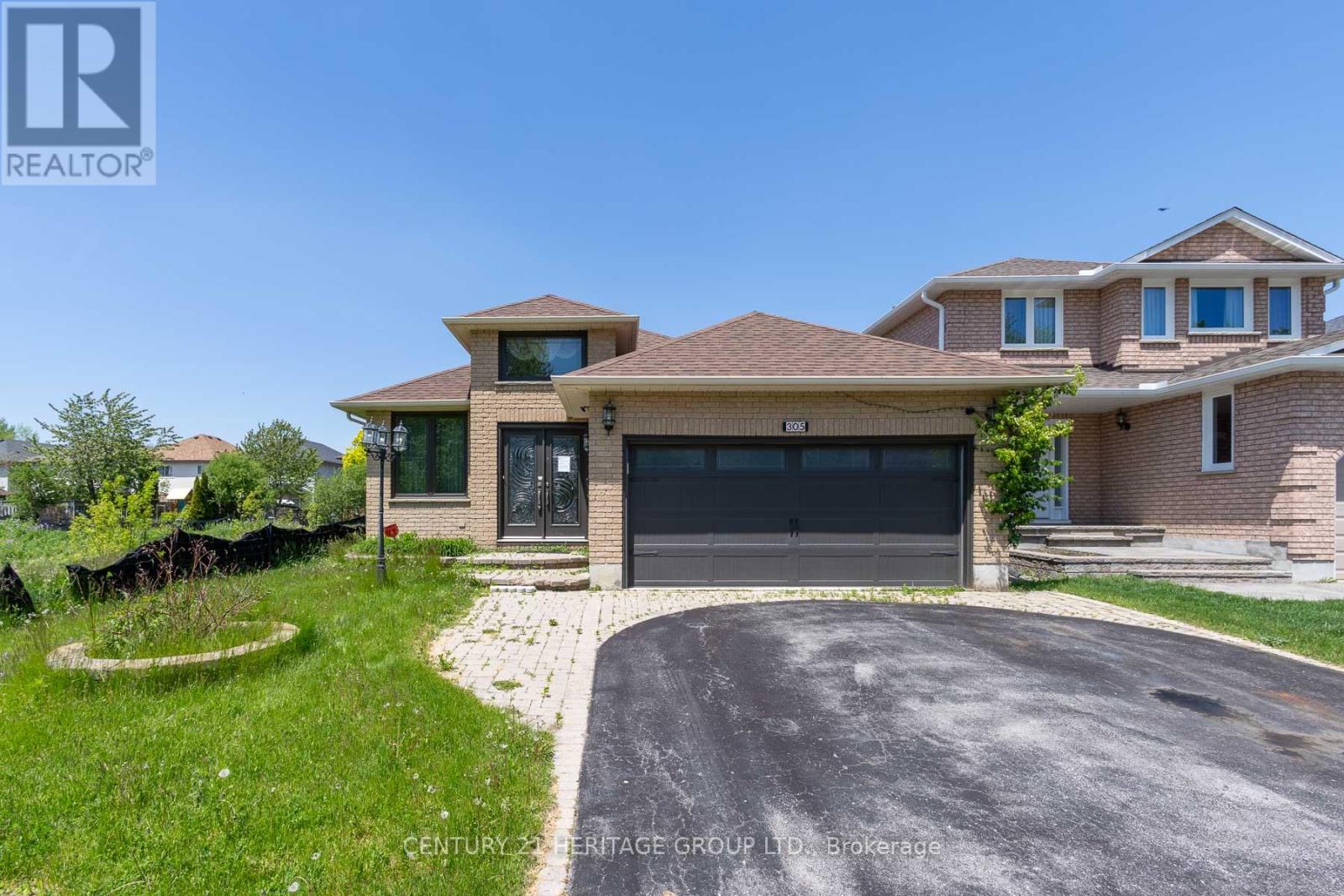 305 SANDRINGHAM DRIVE - 2