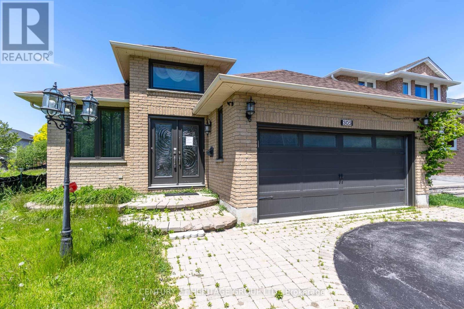 305 SANDRINGHAM DRIVE - Image 4