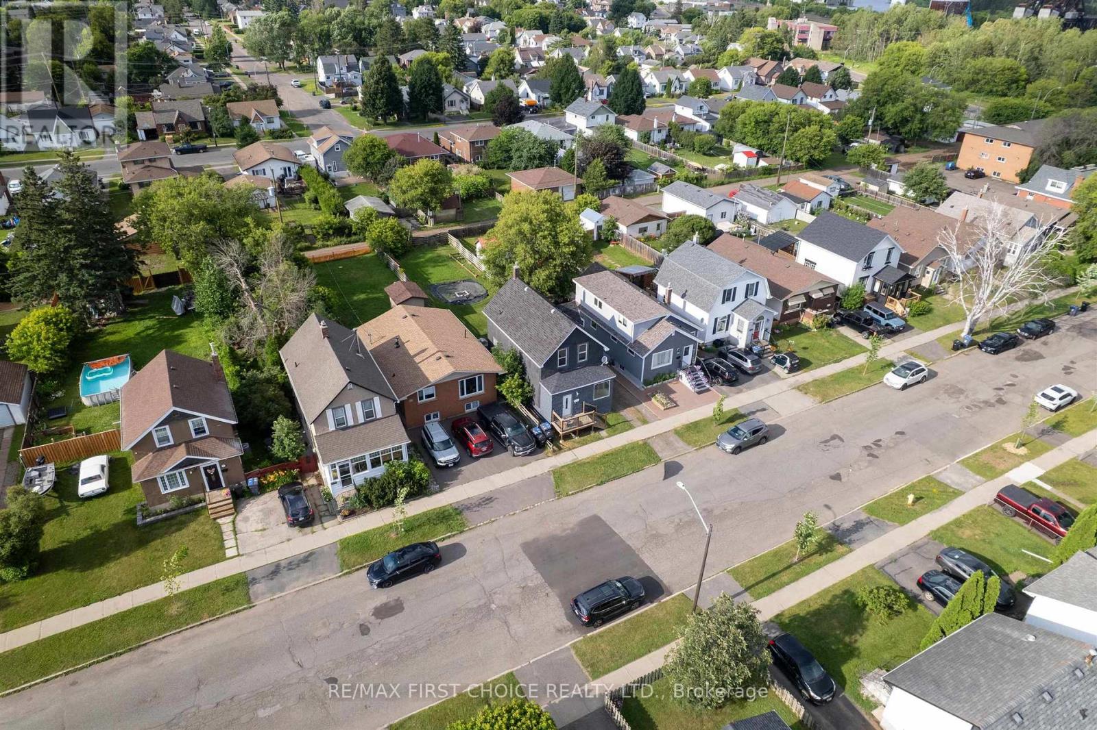 513 CHRISTINA STREET E - Image 34