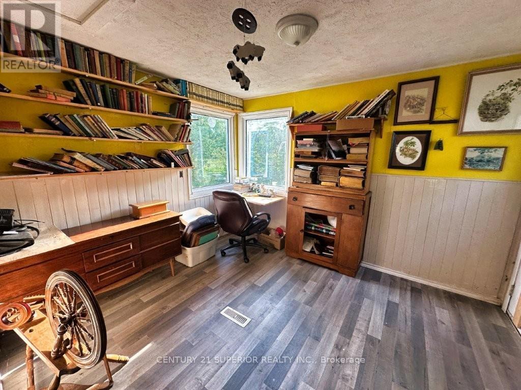 353 SPRING CREEK DRIVE - 25
