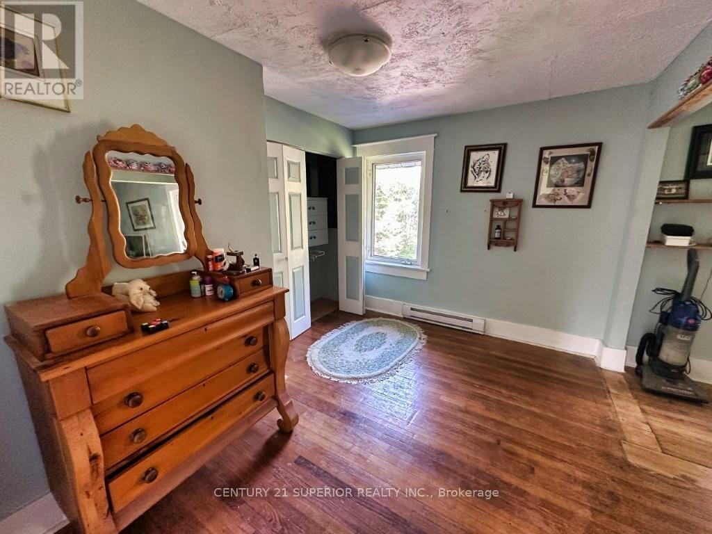 353 SPRING CREEK DRIVE - Image 33