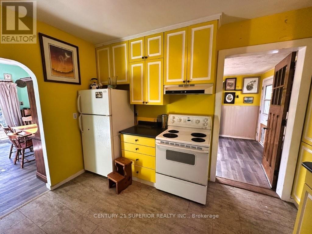 353 SPRING CREEK DRIVE - 22