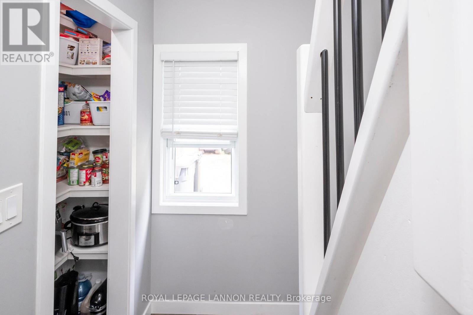 825 NEWPORT AVENUE - Image 8