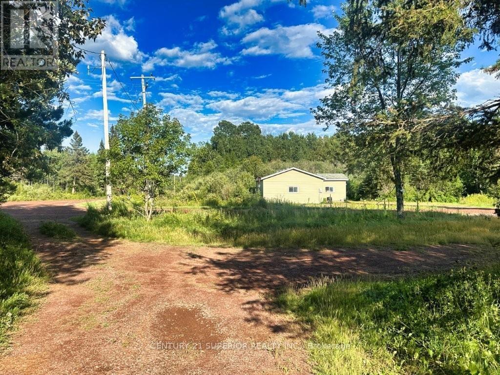 353 SPRING CREEK DRIVE - Image 6
