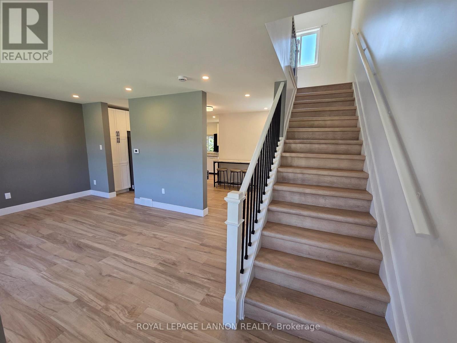 78 TIMMINS STREET - 11