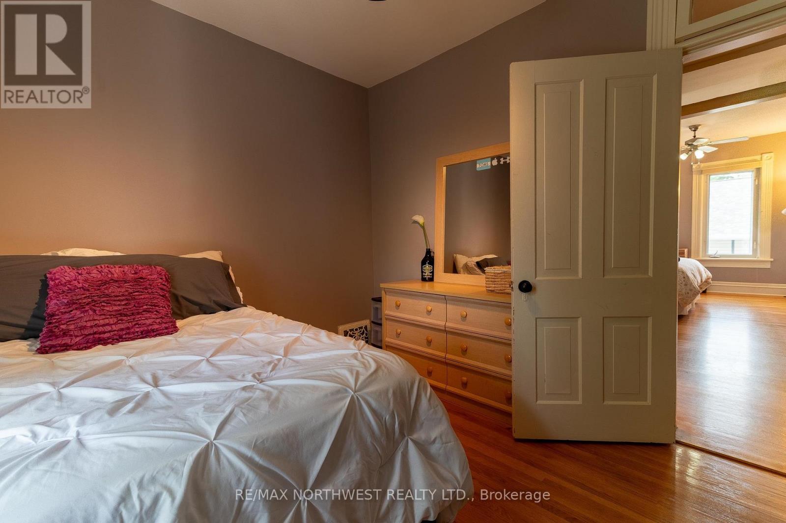 3 SYLVAN STREET - Image 19
