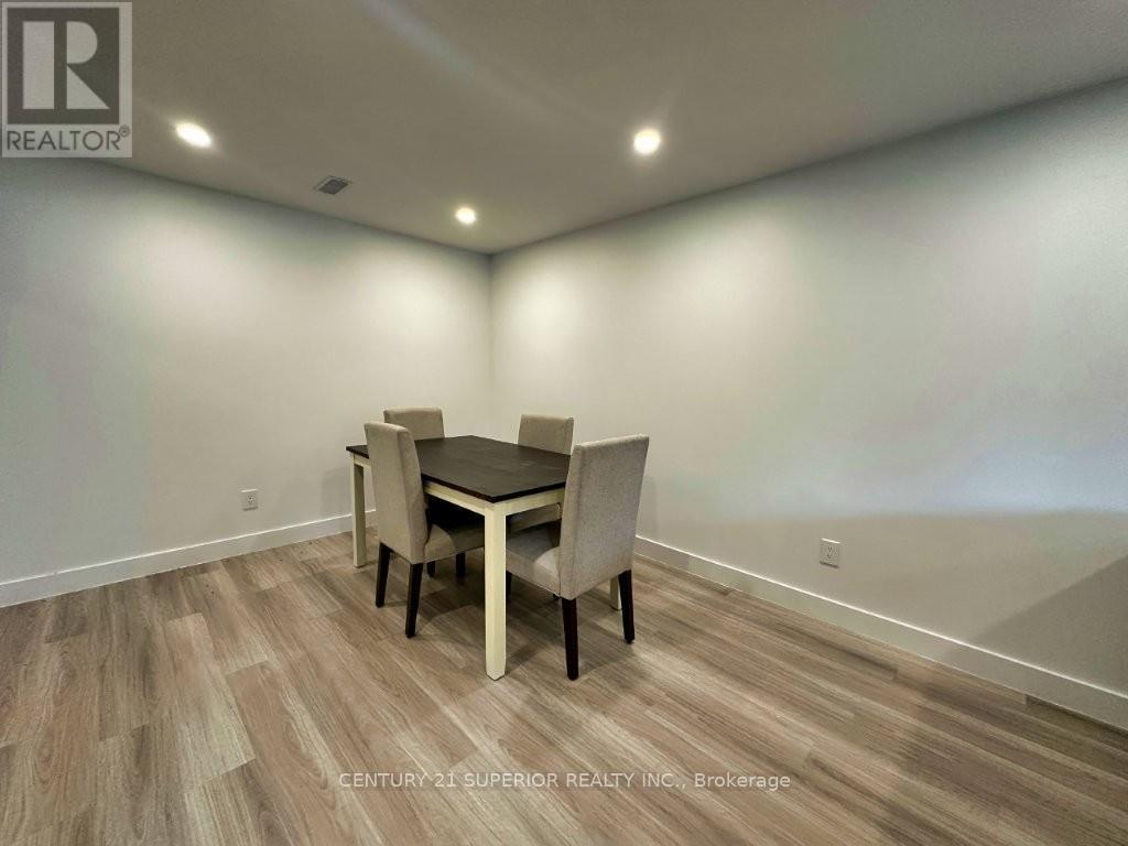 64 PARKWAY PLACE - Image 33