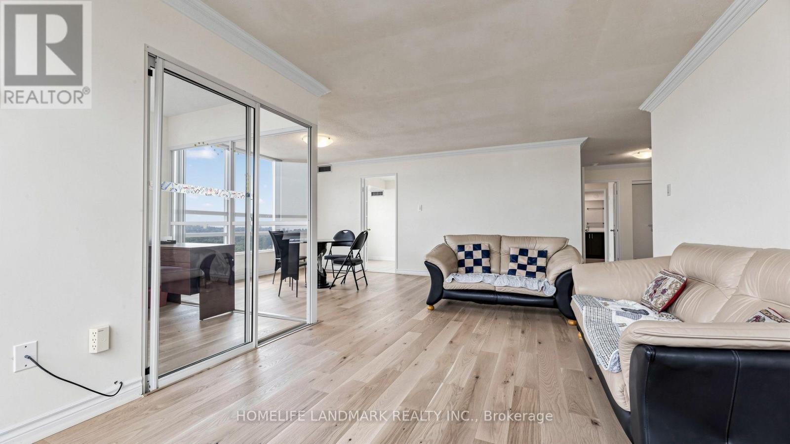 #913 7805 BAYVIEW AVENUE - Image 18