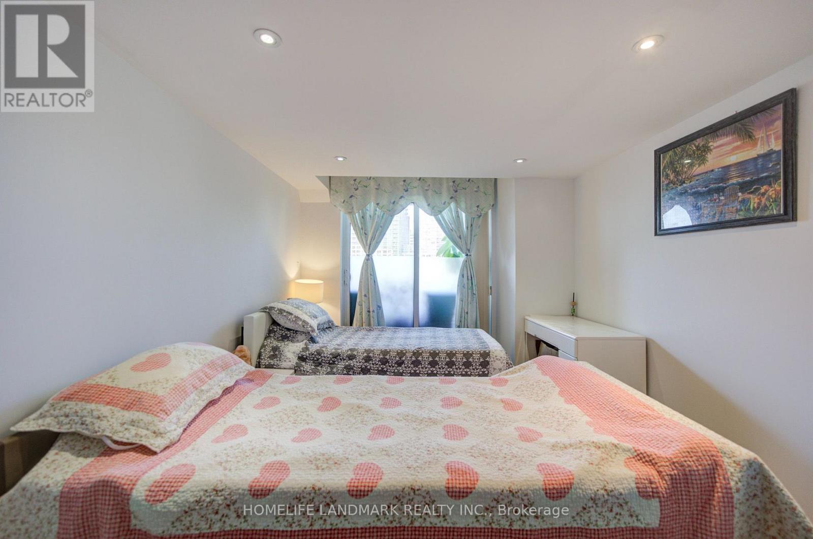 #325 50 CLEGG ROAD - 14