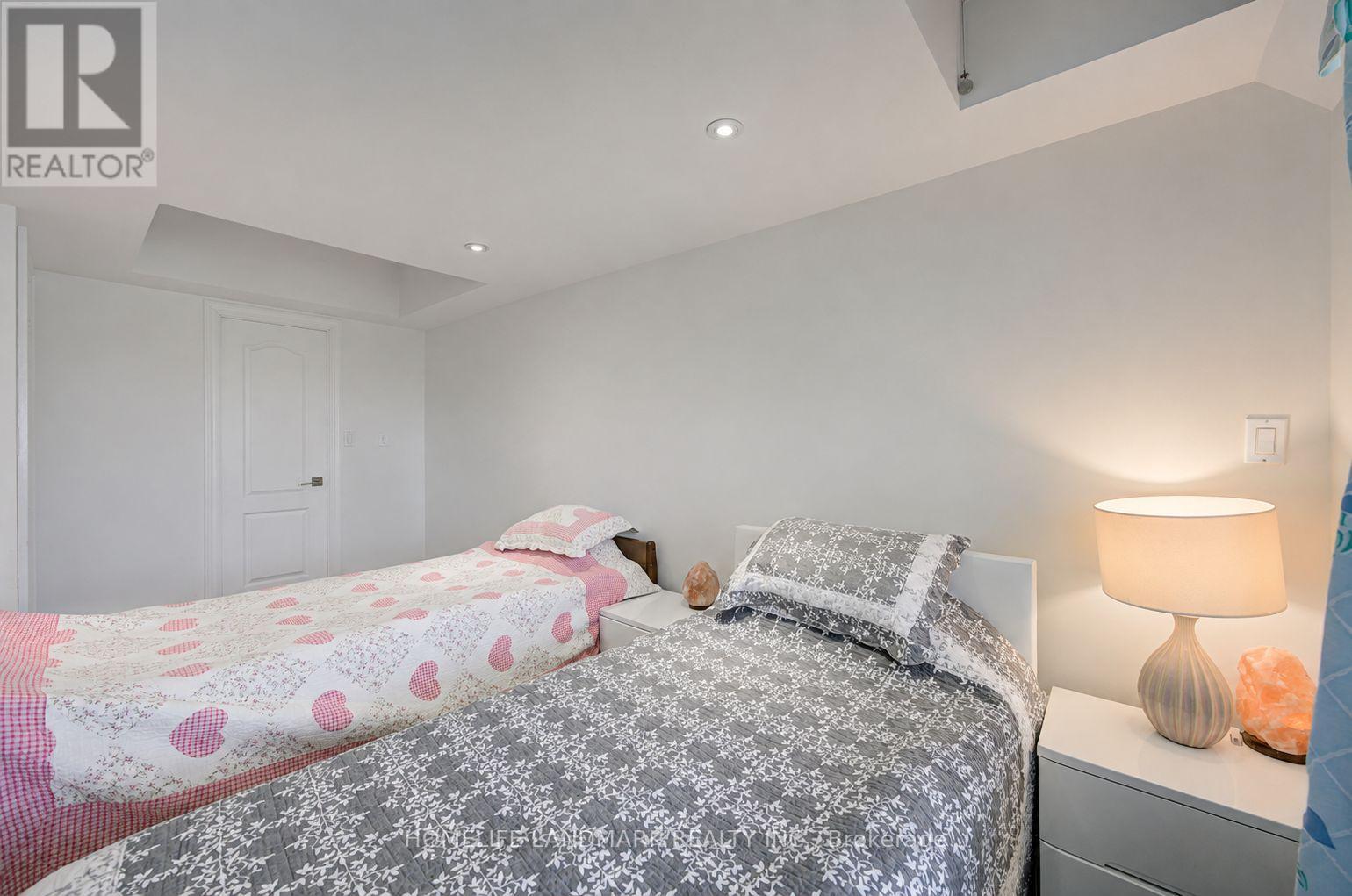 #325 50 CLEGG ROAD - 15