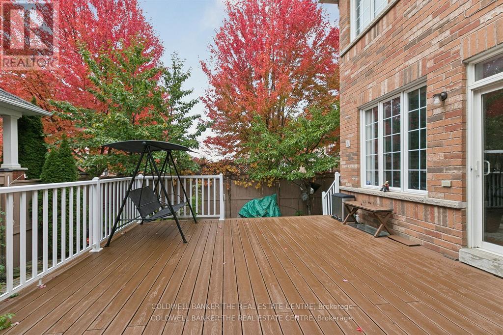 768 MILLARD STREET E - 33