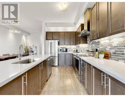 240 Elyse Court, Aurora, ON L4G2C9 Photo 14