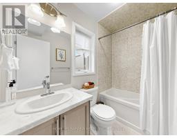 240 Elyse Court, Aurora, ON L4G2C9 Photo 26